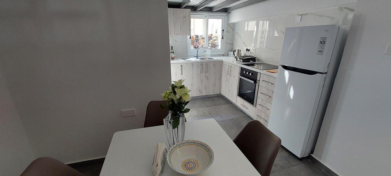 Eleantre Holiday Apartments بافوس المظهر الخارجي الصورة